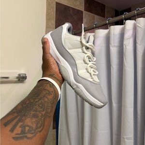 Jordan 11 Retro Low